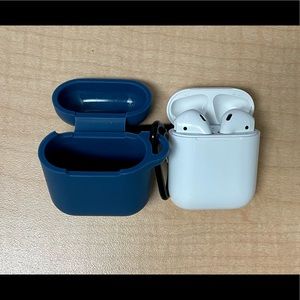Apple AirPods (1st Gen)
